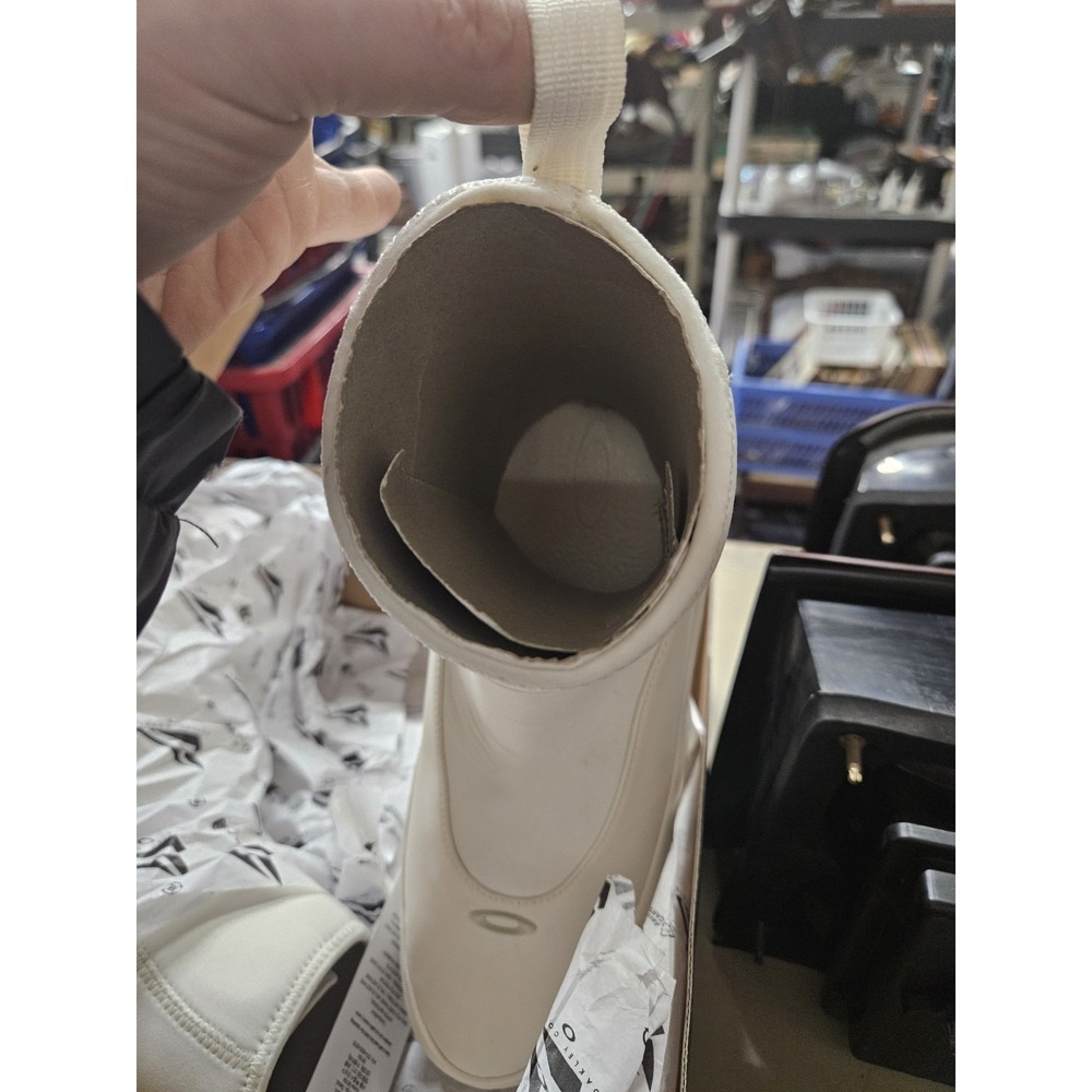 Oakley Coyote Laceless Boot - Arctic White - size 12.5 New with Box and Tag - Picture 3 of 15